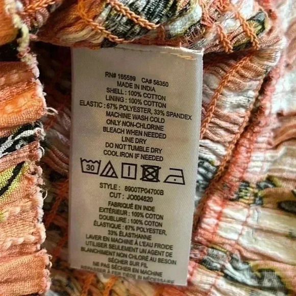 Joie | Peach Floral Print Smocked Cropped Blouse with Puff Sleeves - Picture 6 of 6